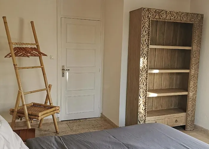 La Parenthese Daire *